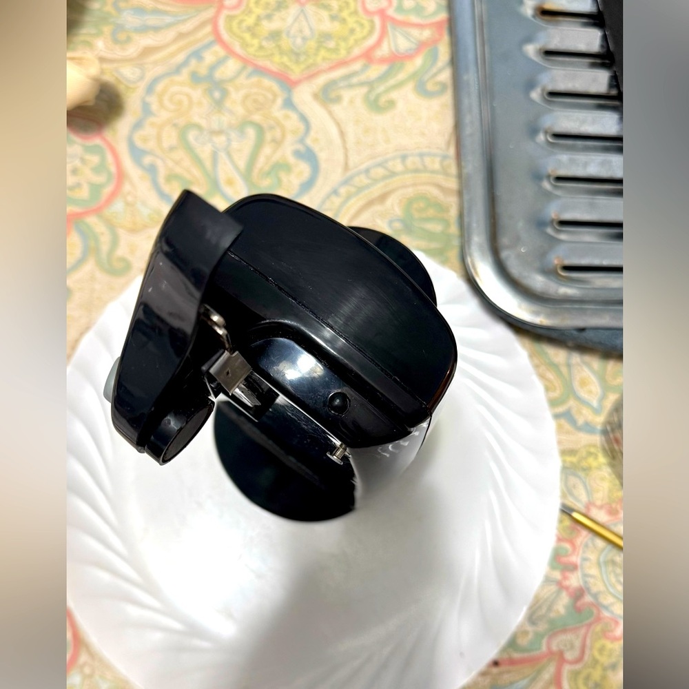Proctor Silex electric can opener